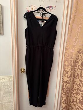 LOFT Black Sleeveless V-Neck jumpsuit